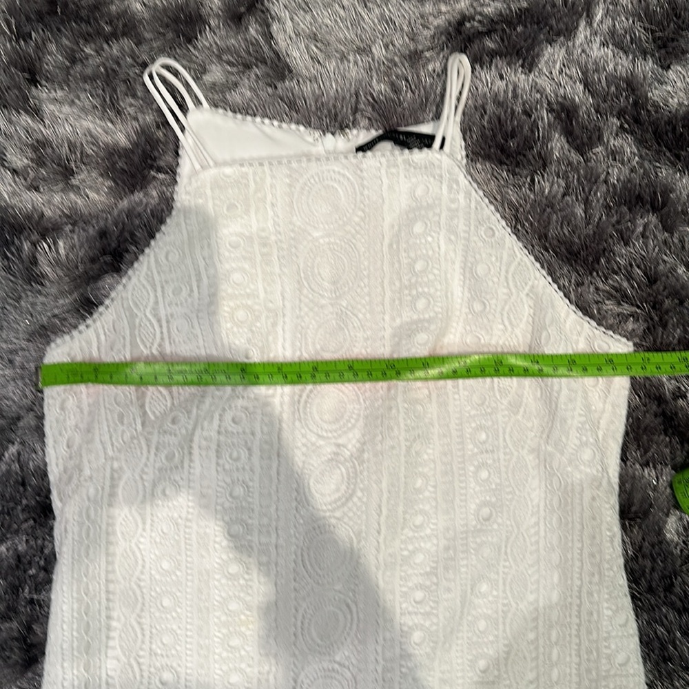 WHBM Women’s White sleeveless eyelet dress size 6 - Picture 5 of 6
